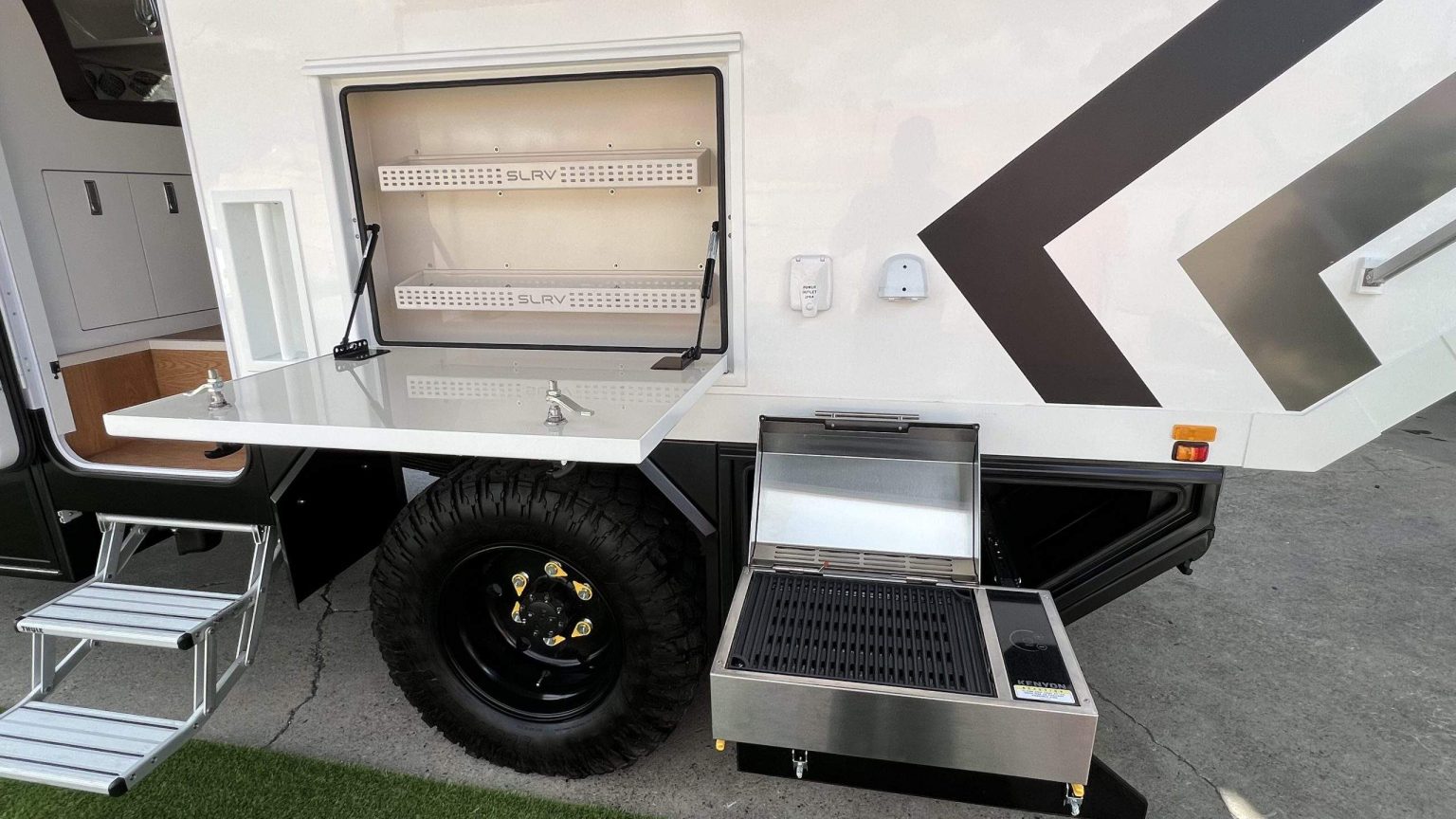 SLRV Expedition Vehicles Electric BBQ Australia