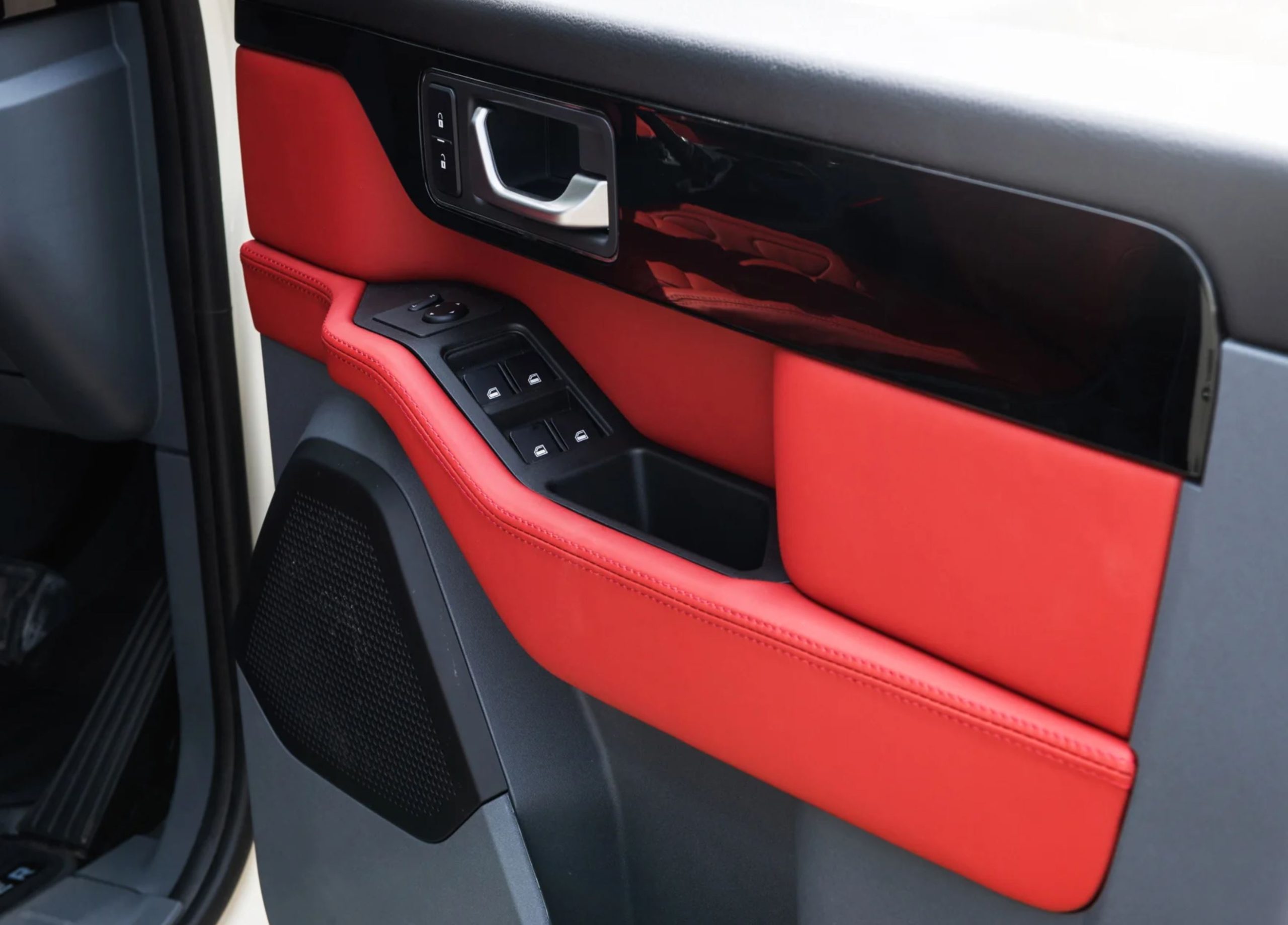 Ineos Grenadier (2023–present) Comfort Leather Interior – Vermilion Australia Expedition Hq 5