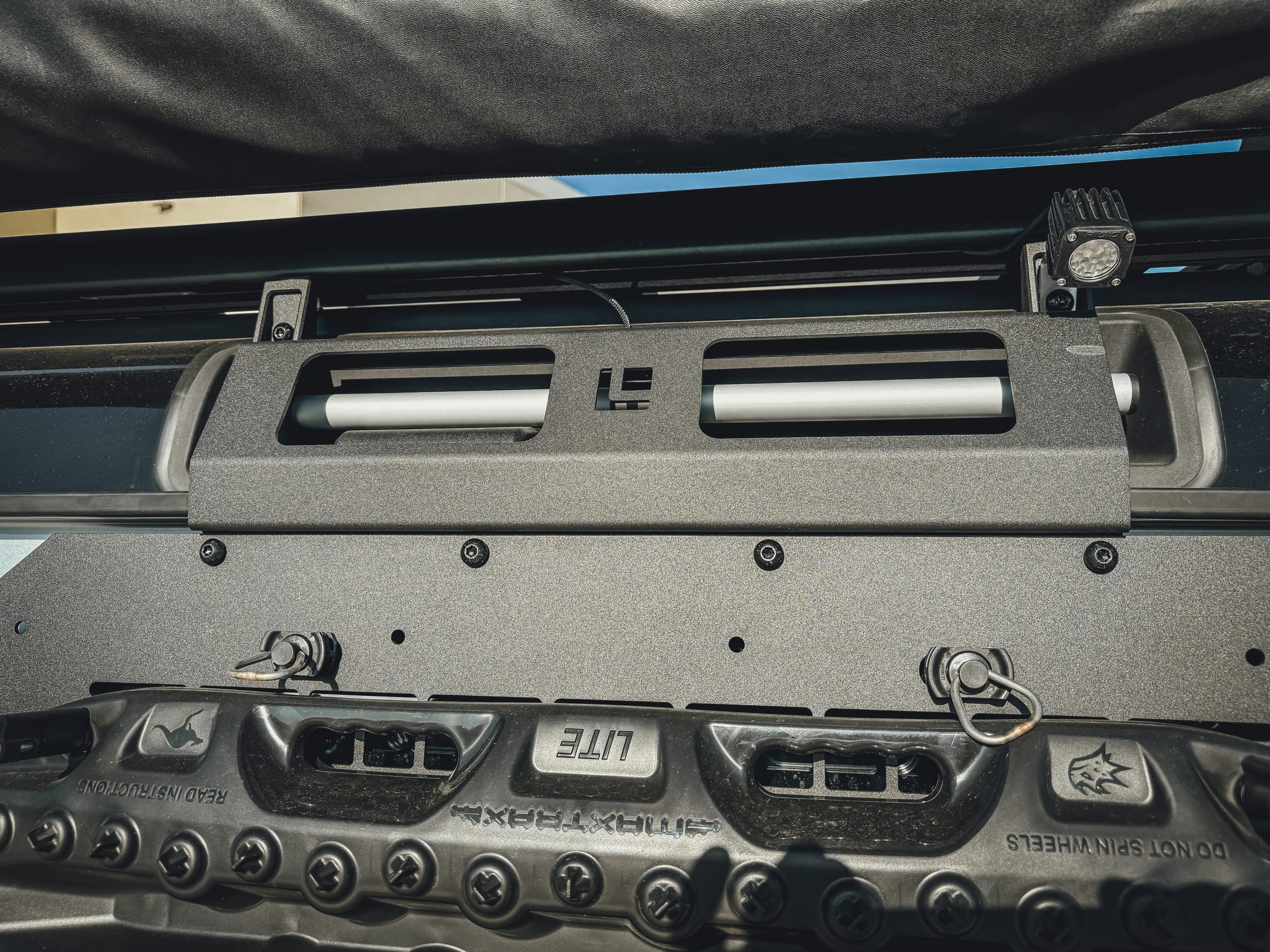 Leitner Molle Panel Side Kick Ineos Grenadier Australia Expedition Hq (10)