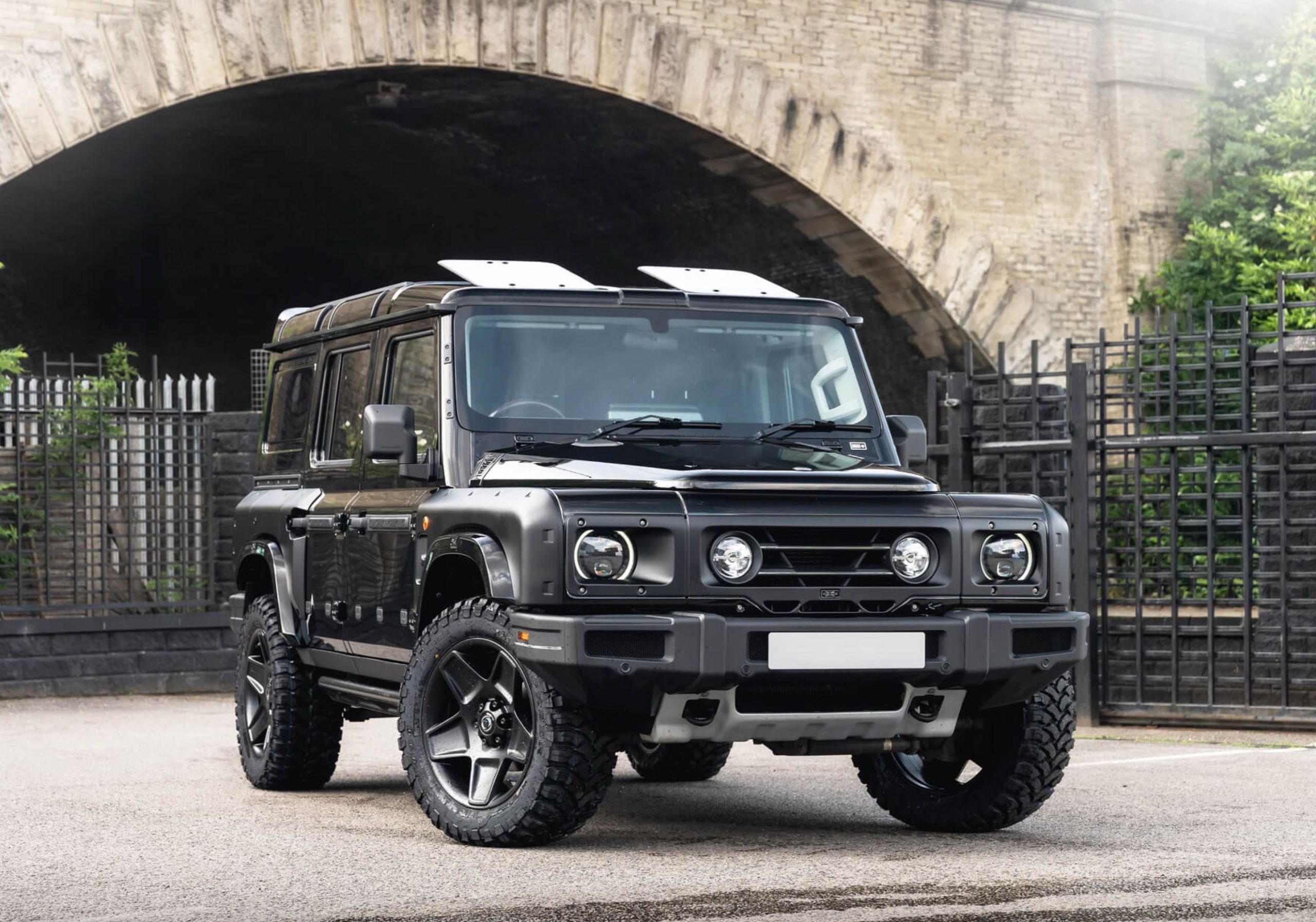 Ineos Grenadier (2023 Present) Series Ii Bodykit Mondial Retro Australia Expedition Hq 14